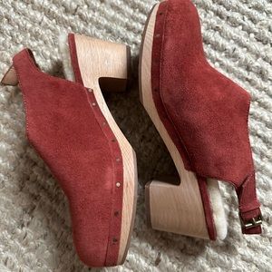 New Madewell Shearling Lined Nubuck Clogs